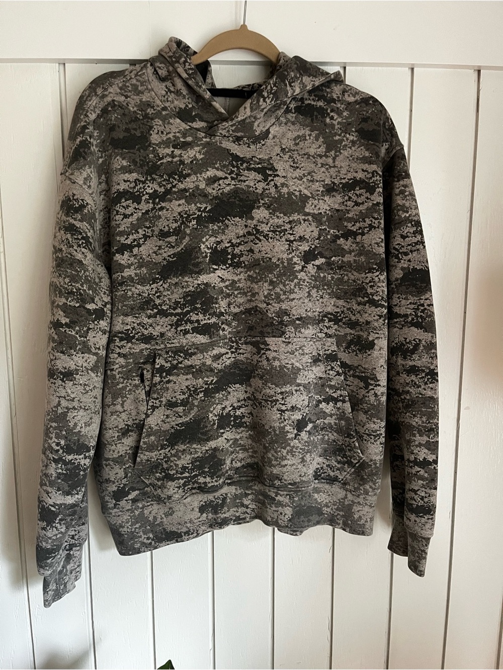 Men's YPB neoKNIT MAX Abercrombie & Fitch Camouflage Hooded Pullover Sweatshirt